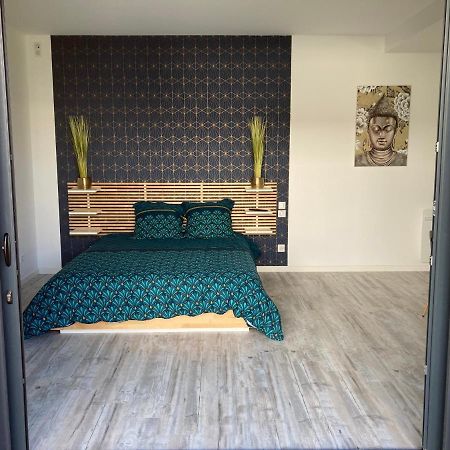 Adorable Studio D'Hote Zen Et Paisible Les Gonds Exterior foto